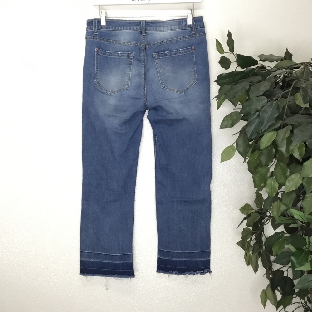 Kensie Ankle Jeans With Frayed Cuffs - Picture 6 of 6
